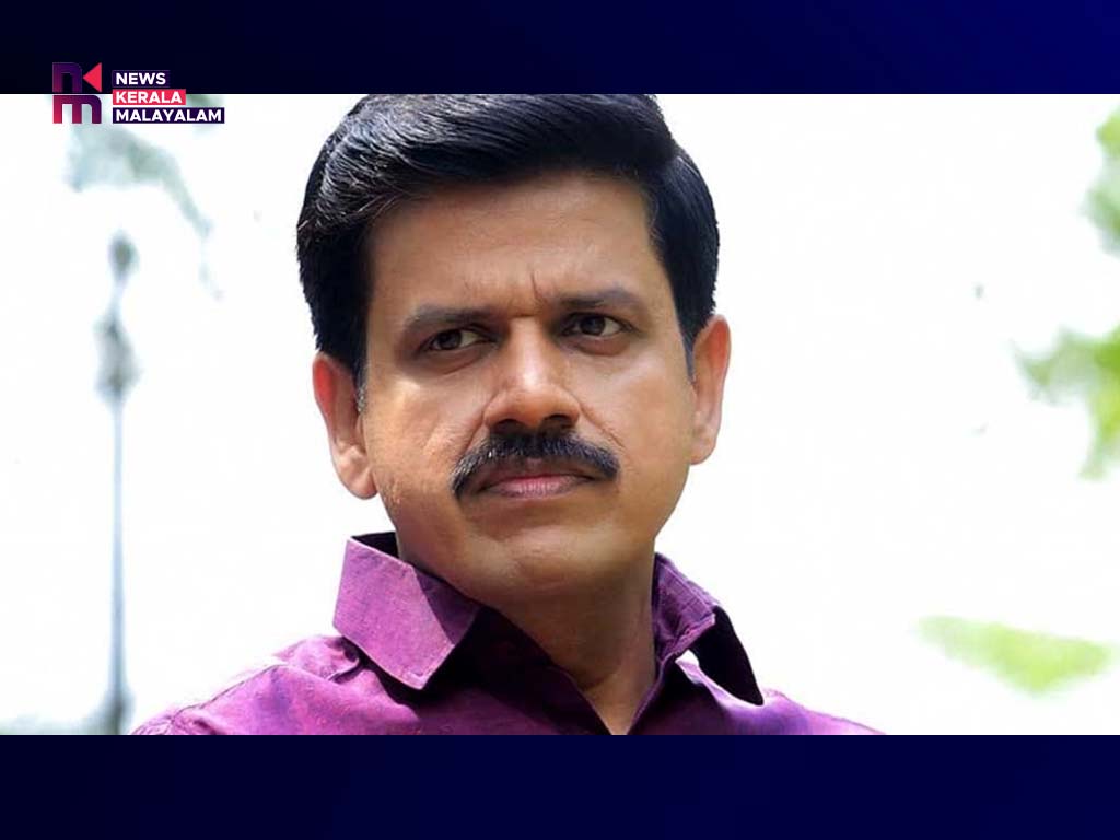 ഇരിപ്പിടം നൽകിയതിൽ യുഡിഎഫിനോടും ജനങ്ങളോടും നന്ദി’; സന്ദീപ് വാര്യർ