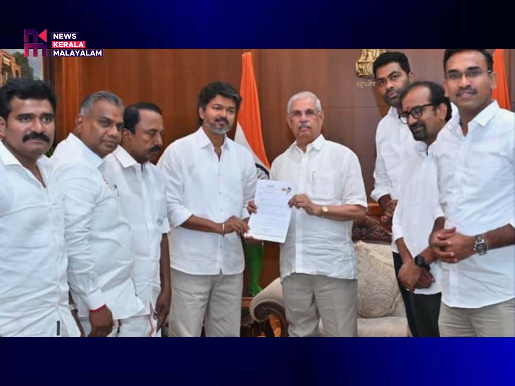 തമിഴ്‌നാട്ടിൽ ഗവർണർക്കെതിരെ സിപിഐ: വിജയ്‌ക്ക് അവസരം നൽകണമെന്ന് ആവശ്യം